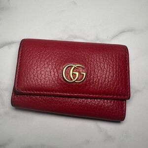 Gucci red key holder